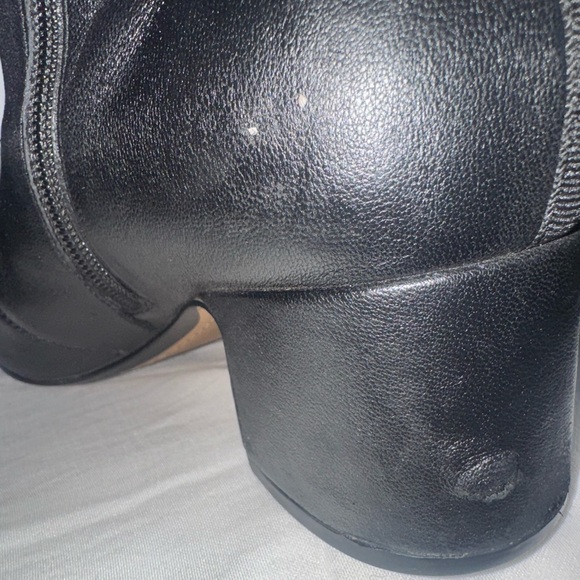 BIRDIES THE STARLING 50
BOOTIE Elegant Black Ankle Boots size 9 - Picture 16 of 16